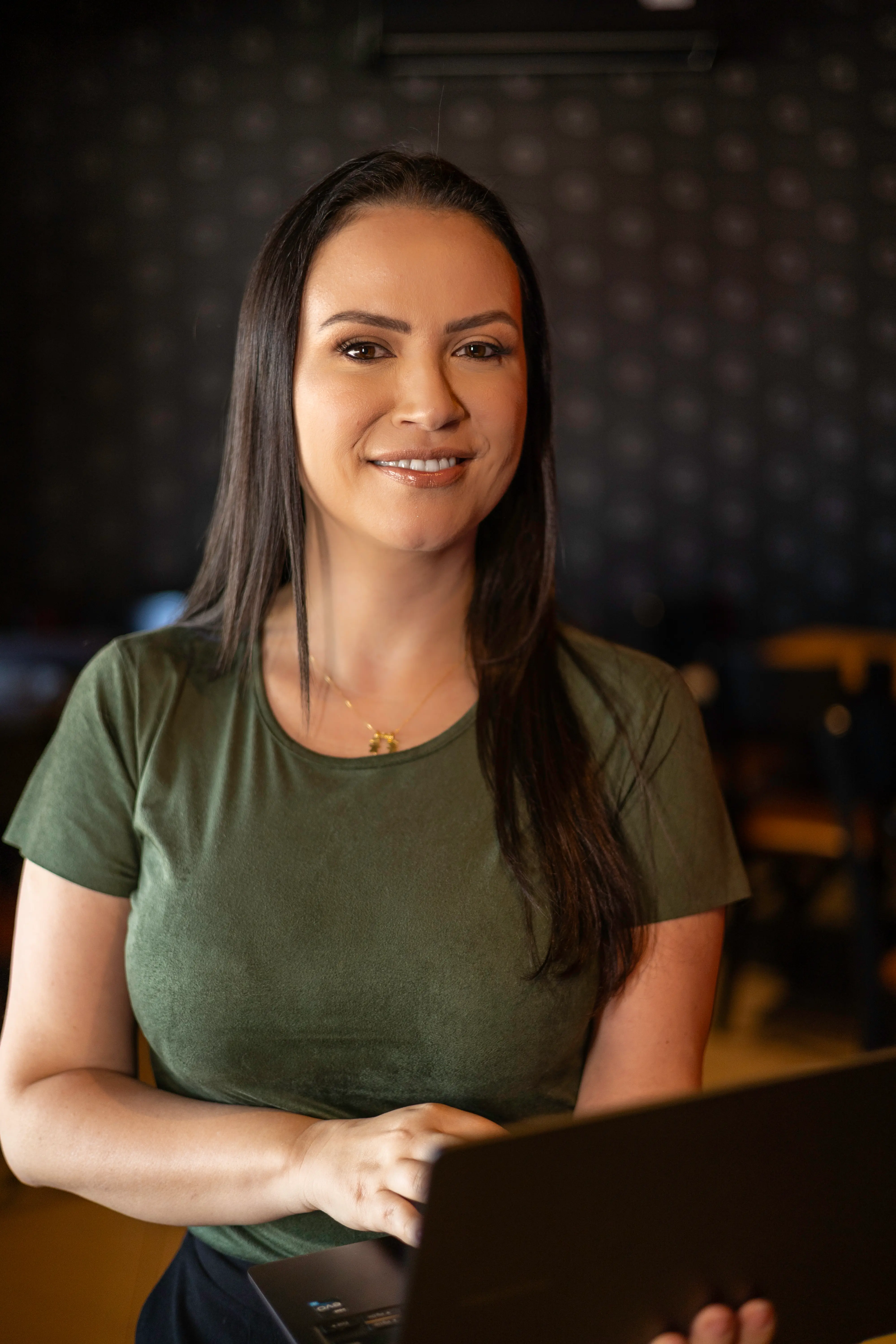 Karina Fernandez — Especialista em SEO Local e Google